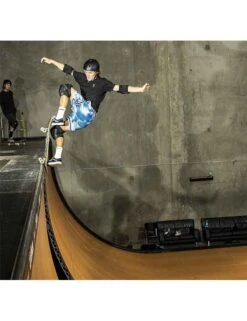 Triple 8 THE Cert SS X Independent Helmet | Black(Triple 8 The Cert Ss X Independent Helmet Black) 6 Triple 8 THE Cert SS X Independent Helmet | Black(Triple 8 The Cert Ss X Independent Helmet Black) -Twelve Board Store TRIPLE8INDY5