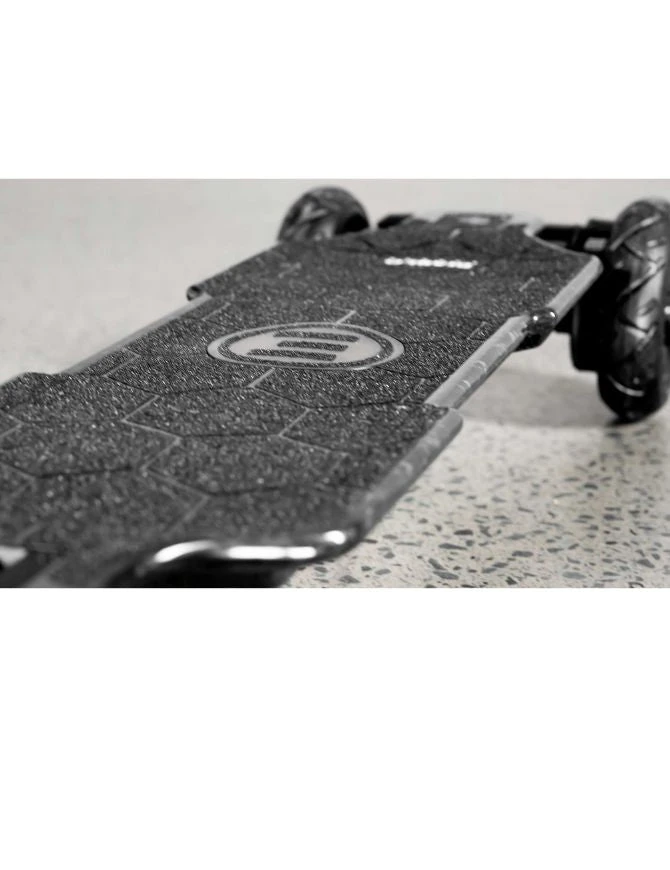 Evolve Diablo Carbon Electric Skateboard | All-Terrain(Evolve diablo carbon electric skateboard all terrain) Evolve Diablo Carbon Electric Skateboard | All-Terrain(Evolve Diablo Carbon Electric Skateboard All Terrain) -Twelve Board Store carbon3