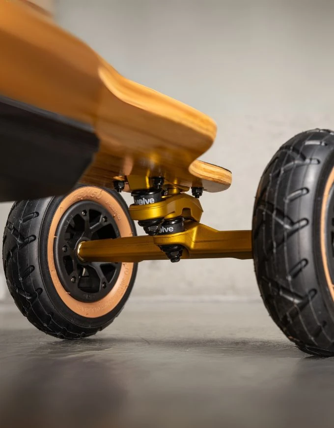 Evolve Fusion Bamboo Electric Skateboard(Evolve fusion bamboo electric skateboard) Evolve Fusion Bamboo Electric Skateboard(Evolve Fusion Bamboo Electric Skateboard) -Twelve Board Store fusionweb8