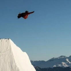 Anon Logan Wavecel Helmet 2025 | Black(Anon Logan Wavecel Helmet 2025 Black) -Twelve Board Store giro ledge mips snow helmet lifestyle details 9c30d88f 7d3e 4a4e 9512 77182944ddf5