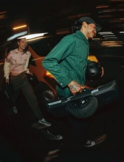 ONEwheel Pint S Electric Skateboard | Black(Onewheel Pint S Electric Skateboard Black) -Twelve Board Store onewheelpints4